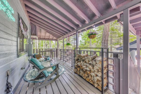 Quaint Cloudcroft Cabin with Stunning Forest Views!